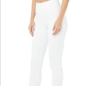 Alo Yoga White 7/8 Leggings